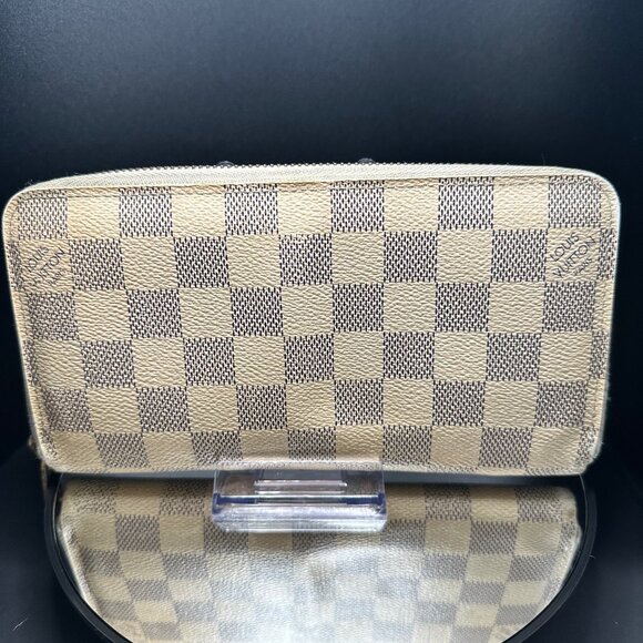Louis Vuitton Damier Azur Zippy Wallet - GUC - Picture 4 of 11